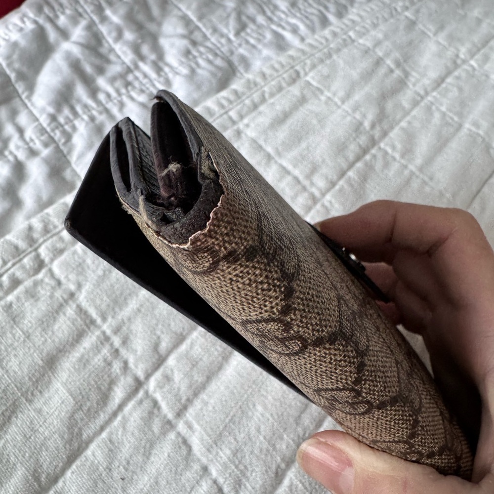 Gucci Long Wallet - Picture 5 of 7